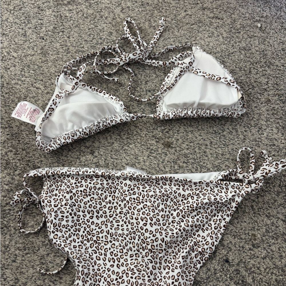 Target Bikini - Picture 3 of 4